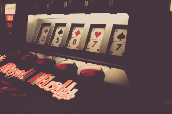 HANDS IN POKER